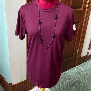 Spyder  t-shirt  top  soft and flowing  crewneck  short sleeve  burgundy purple